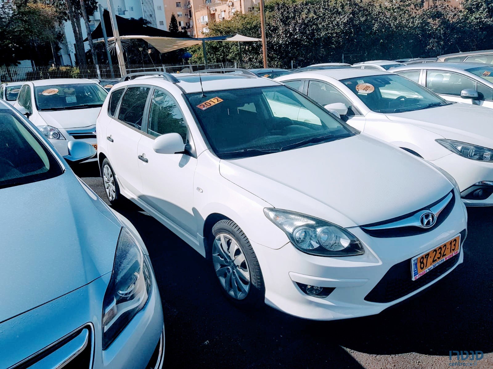 2012' Hyundai i30 photo #1