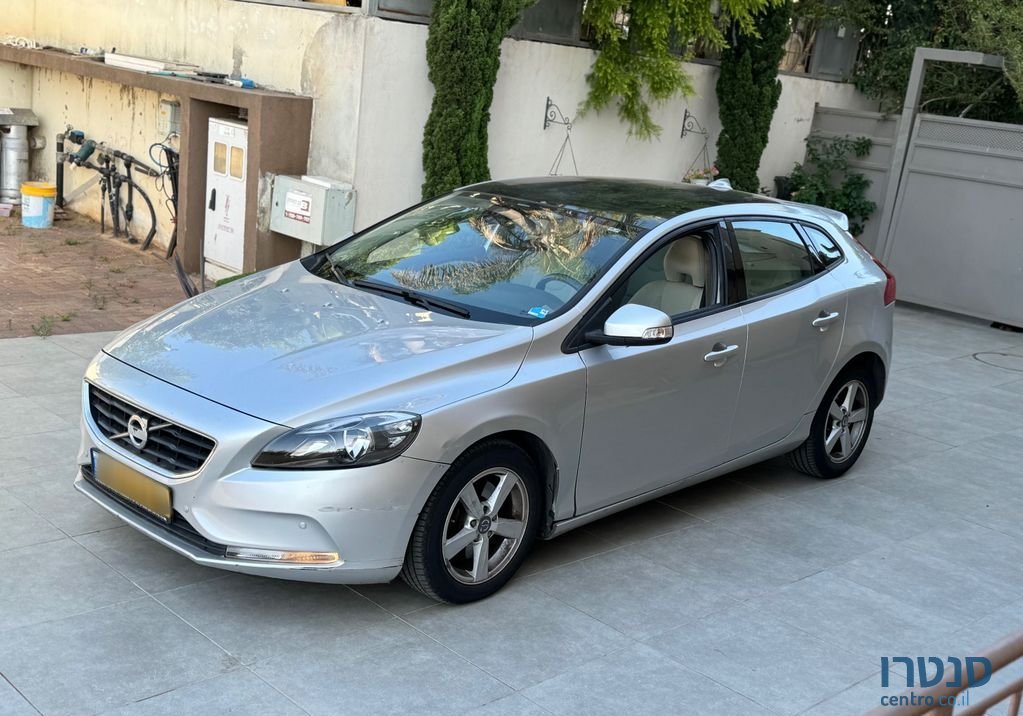 2014' Volvo V40 וולוו photo #3