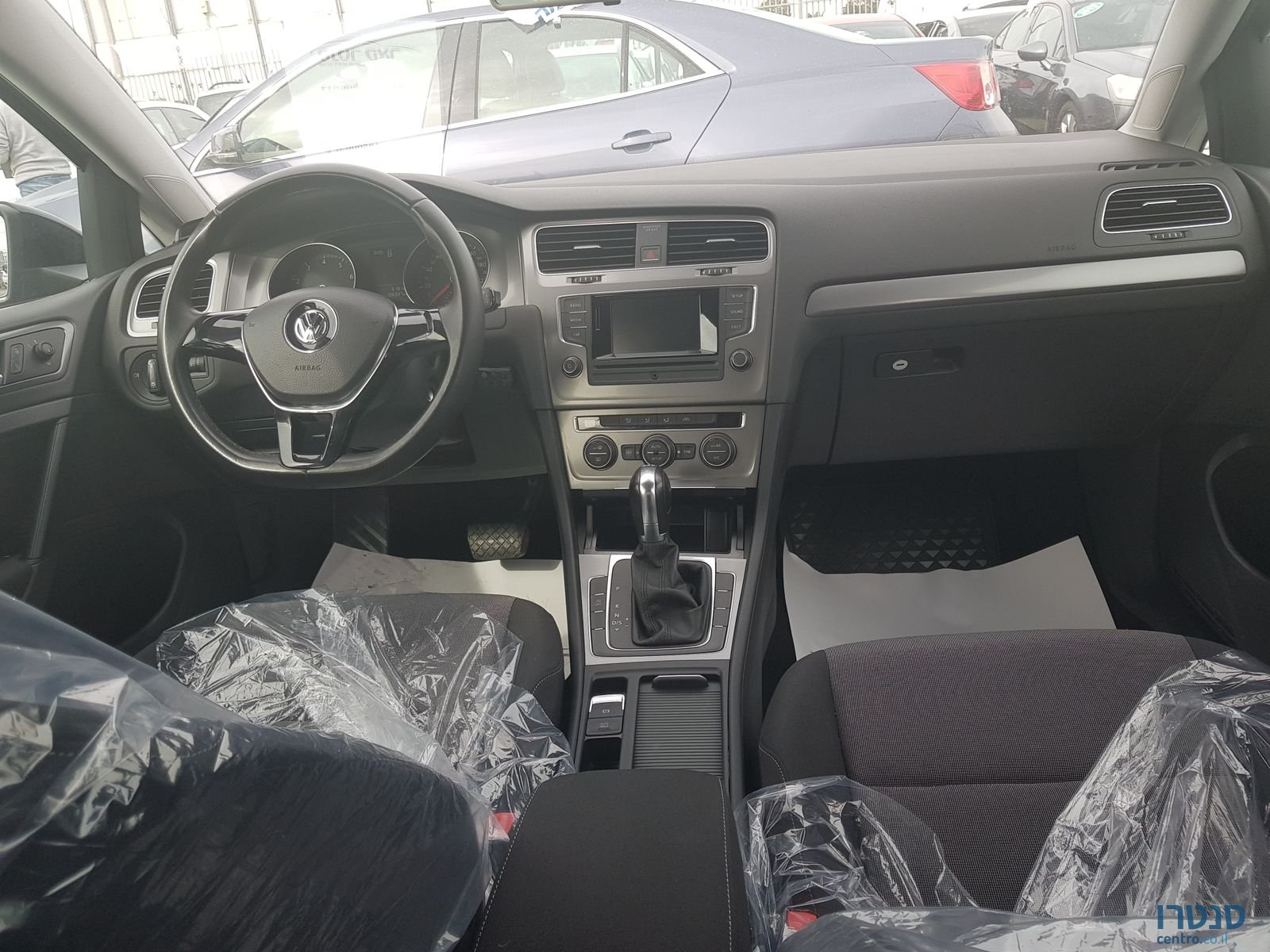 2013' Volkswagen Golf VII 1.2TSI photo #4