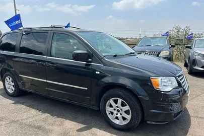 2011' Chrysler Grand Voyager קרייזלר גראנד וויאג'ר