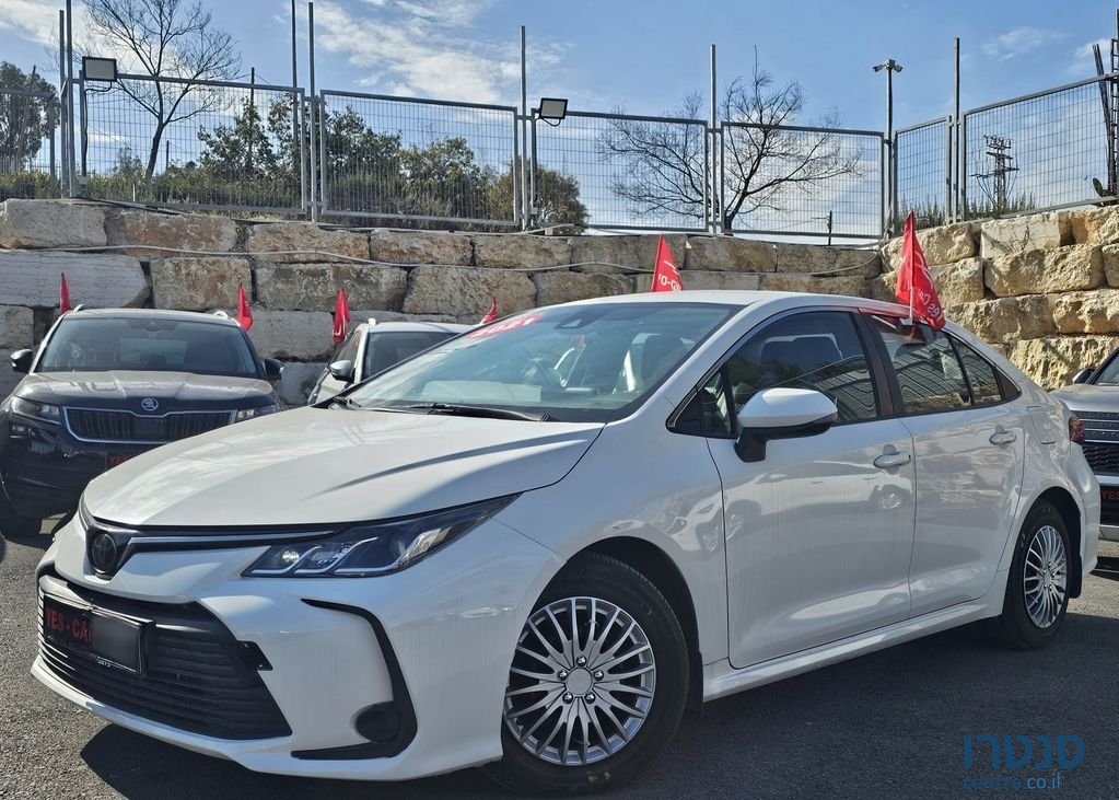 2021' Toyota Corolla טויוטה קורולה photo #1