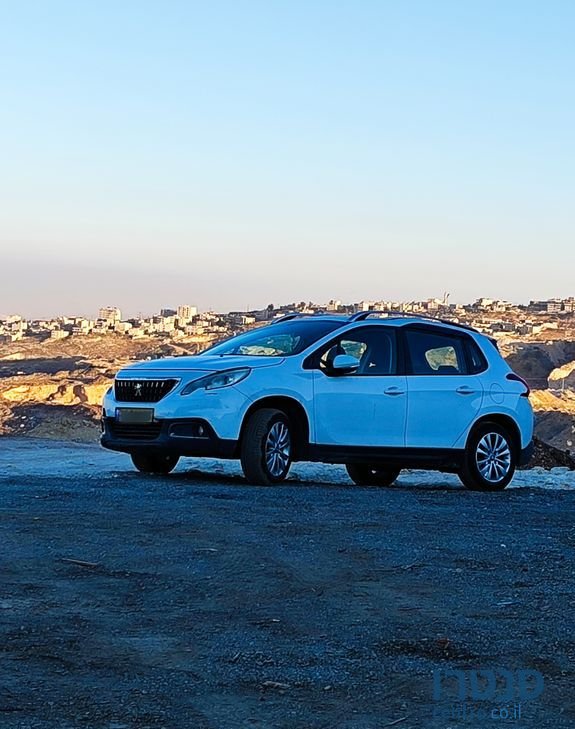 2017' Peugeot 2008 פיג'ו photo #4