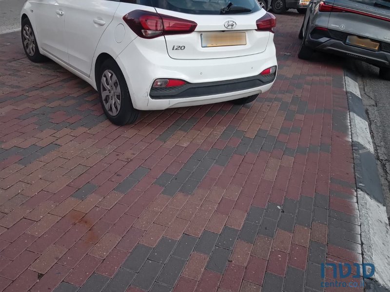 2020' Hyundai i20 יונדאי photo #2