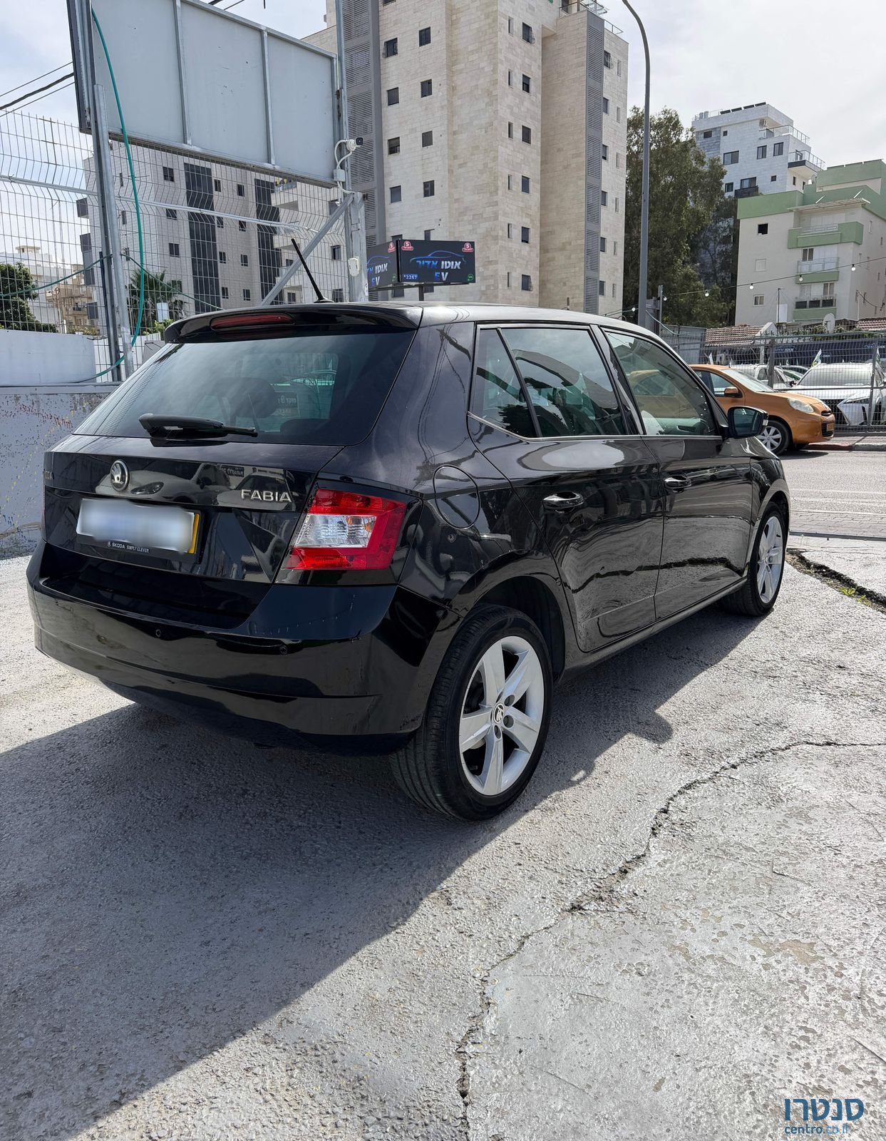 2017' Skoda Fabia סקודה פאביה photo #6