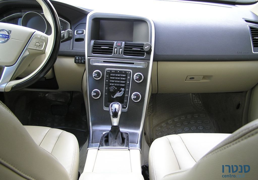 2015' Volvo XC60 וולוו photo #6