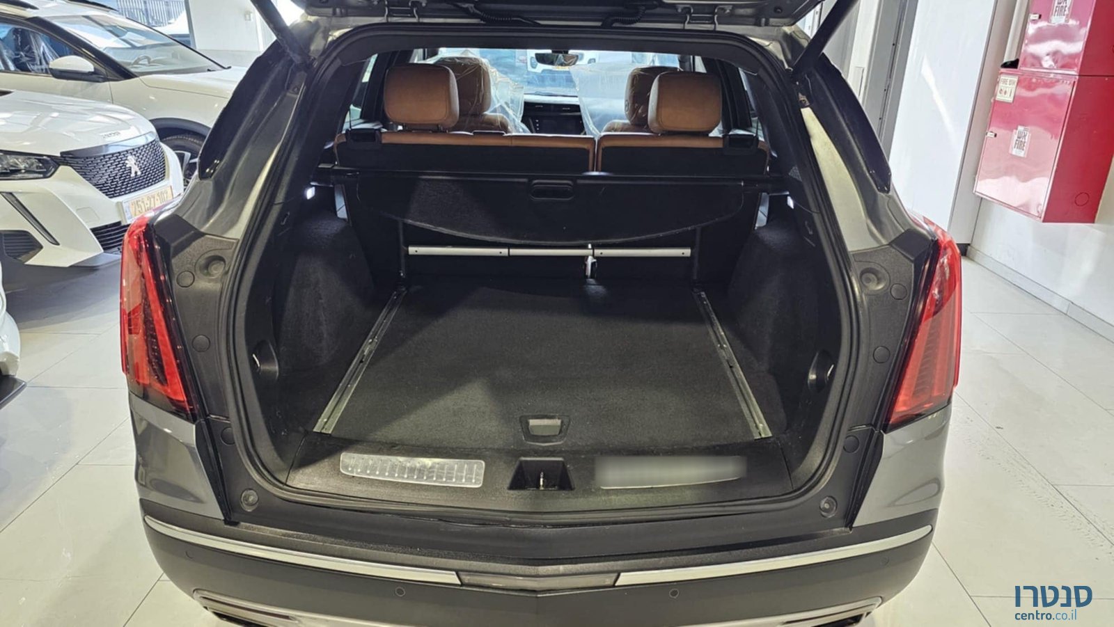 2020' Cadillac XT5 photo #5