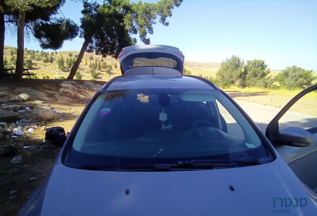 2012' Ford Focus פורד פוקוס photo #2