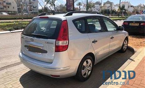 2010' Hyundai I30Cw i30cw יונדאי photo #1