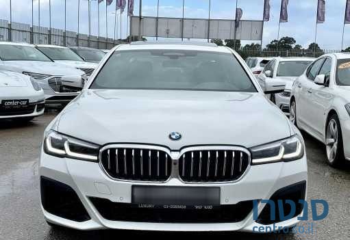 2021' BMW 5 Series ב.מ.וו סדרה 5 photo #4