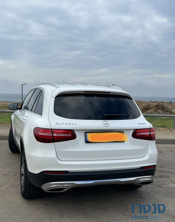 2018' Mercedes-Benz Glc מרצדס photo #1