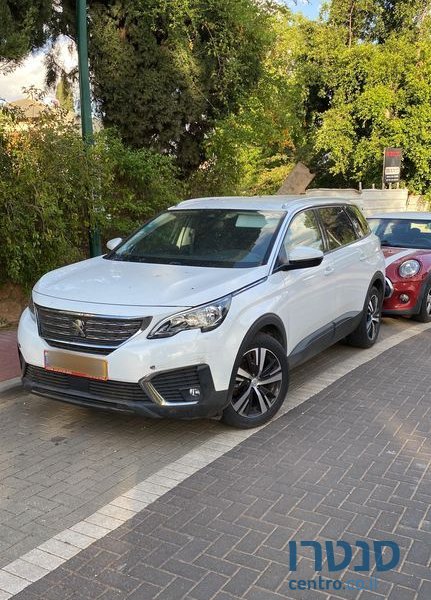 2019' Peugeot 5008 פיג'ו photo #1