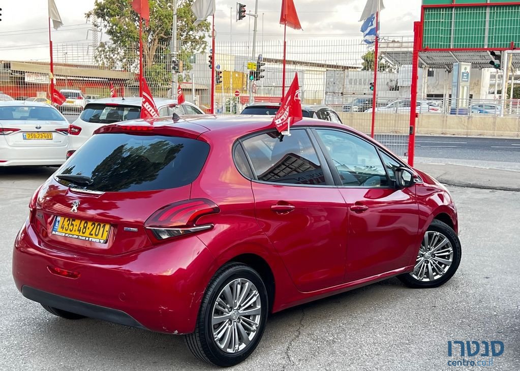 2018' Peugeot 208 פיג'ו photo #4
