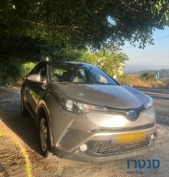 2019' Toyota C-HR טויוטה photo #2