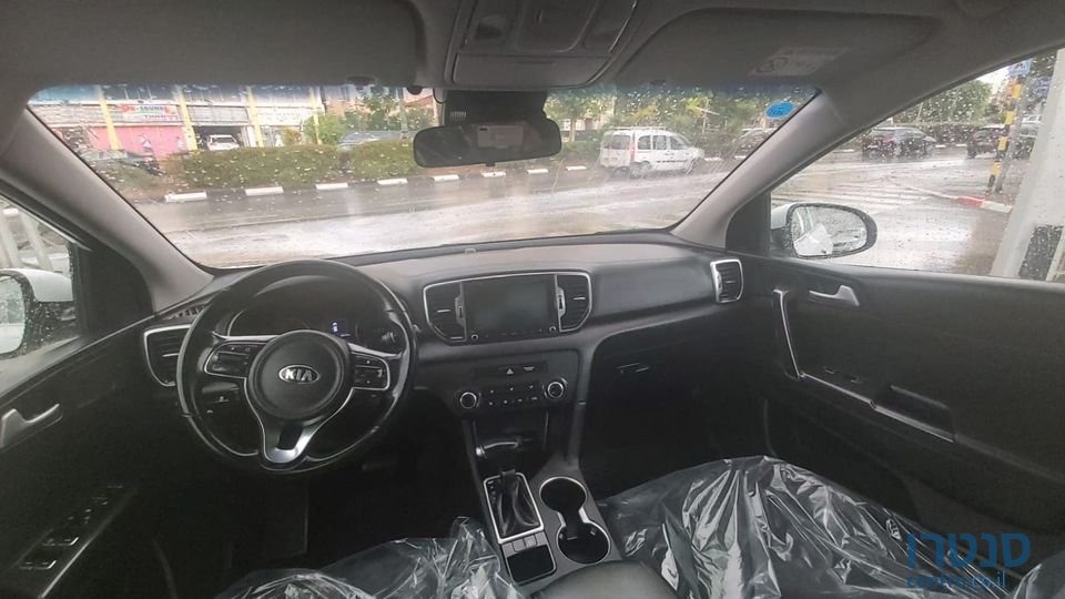 2019' Kia Sportage photo #3