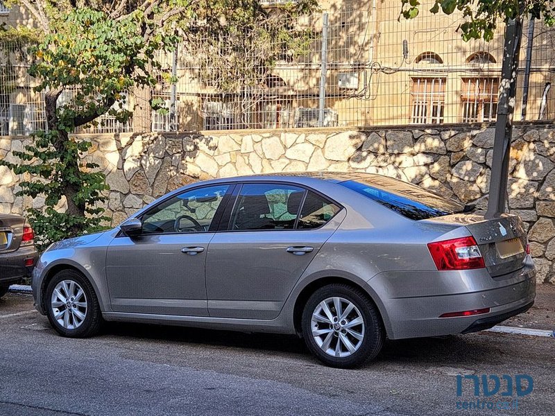 2017' Skoda Octavia סקודה אוקטביה photo #5