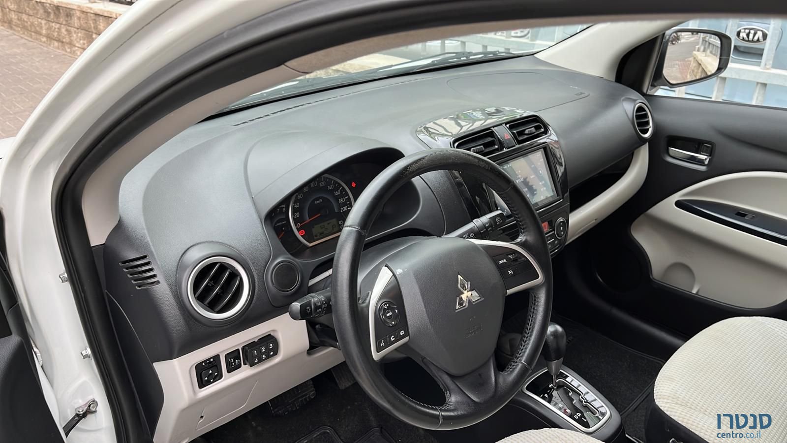 2015' Mitsubishi Space Star מיצובישי ספייס סטאר photo #3