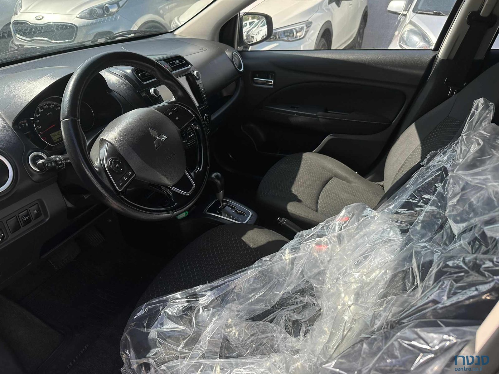 2020' Mitsubishi Attrage photo #5