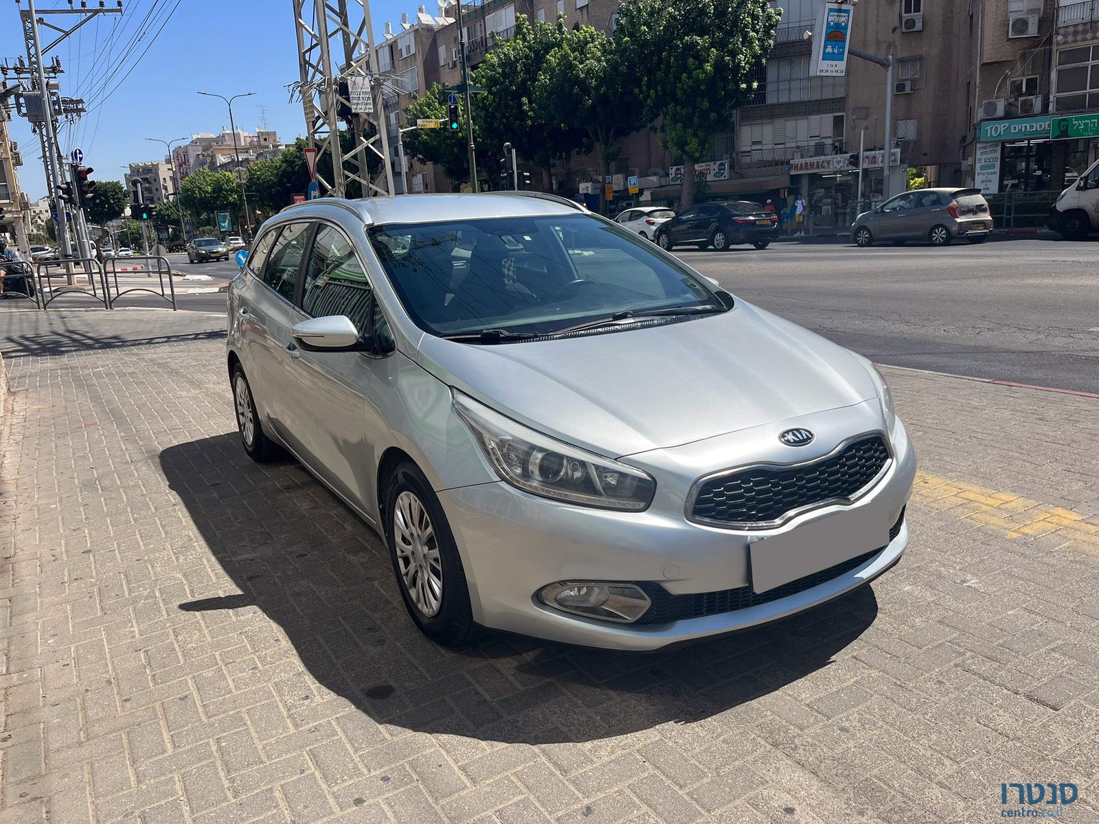 2016' Kia Ceed LX photo #1