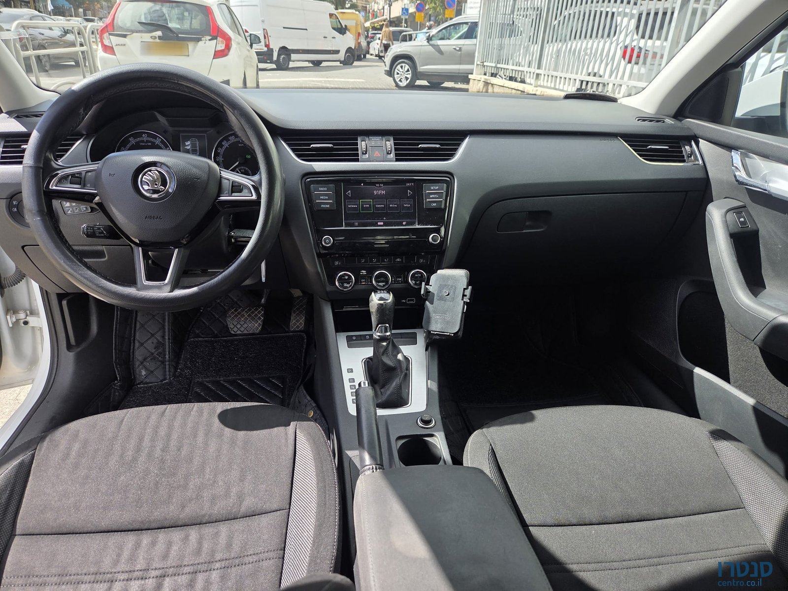 2018' Skoda Octavia photo #2