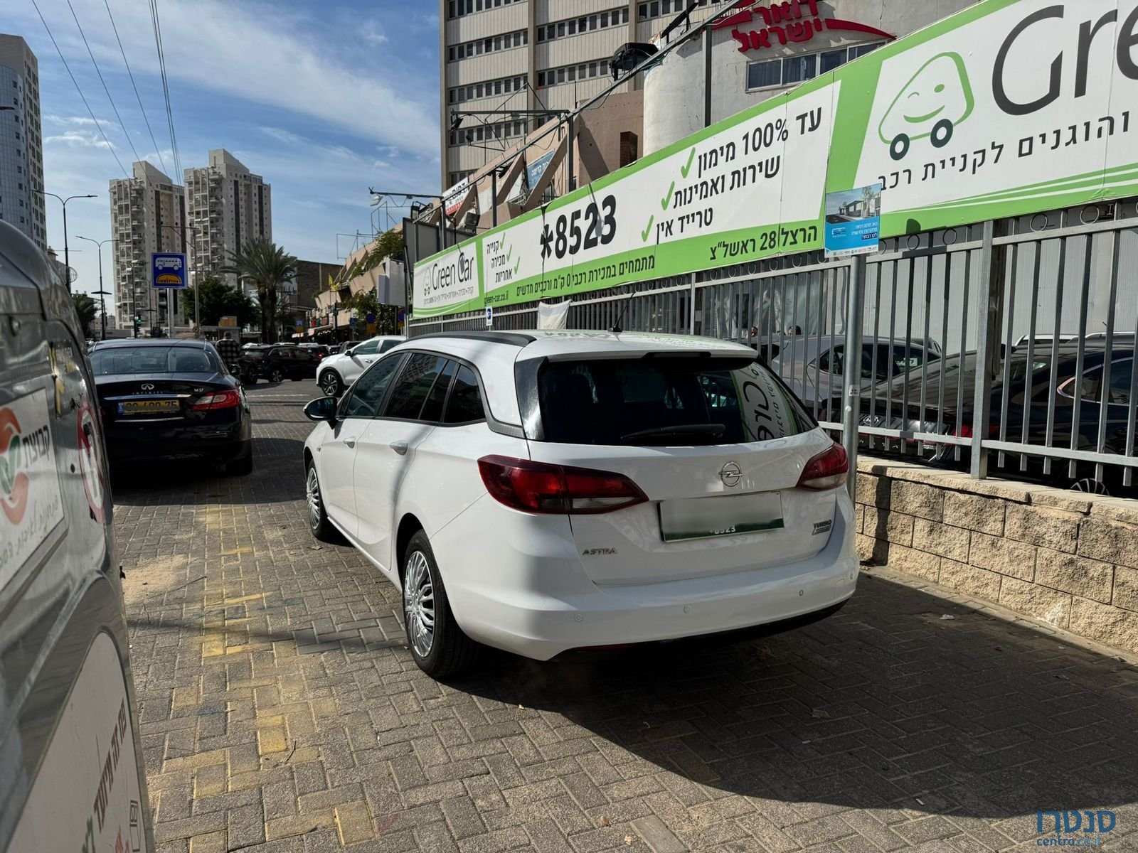 2017' Opel Astra photo #4