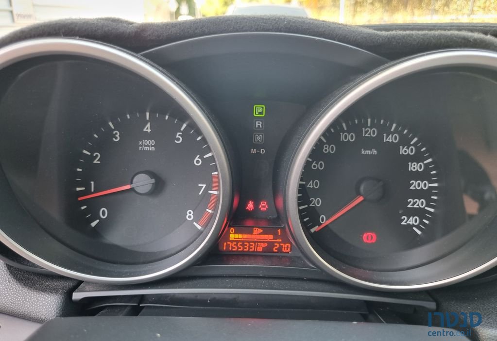 2011' Mazda 3 מאזדה photo #5