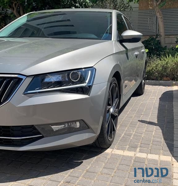 2016' Skoda Superb סקודה סופרב photo #6