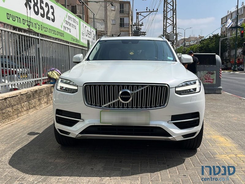 2019' Volvo XC90 photo #3