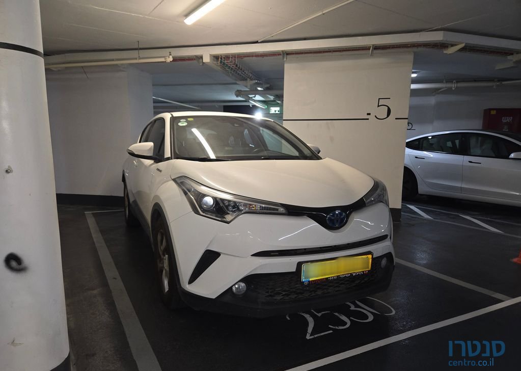 2019' Toyota C-HR טויוטה photo #1