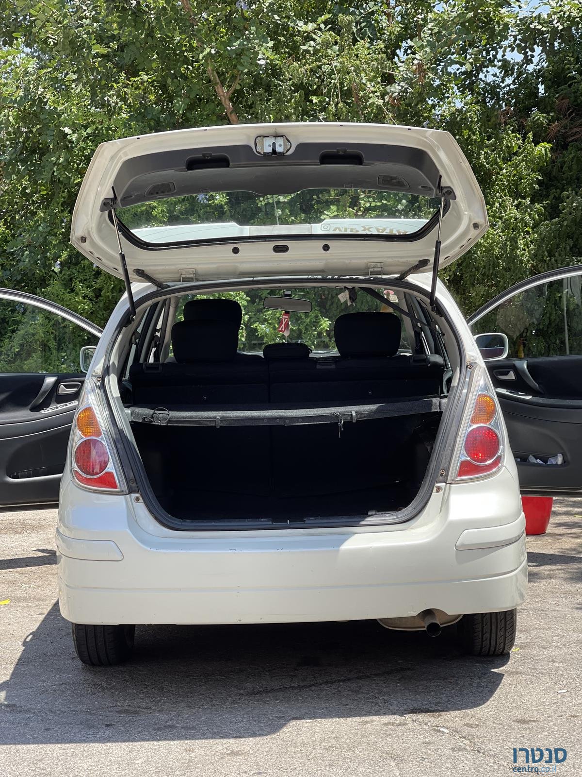 2007' Suzuki Liana photo #6