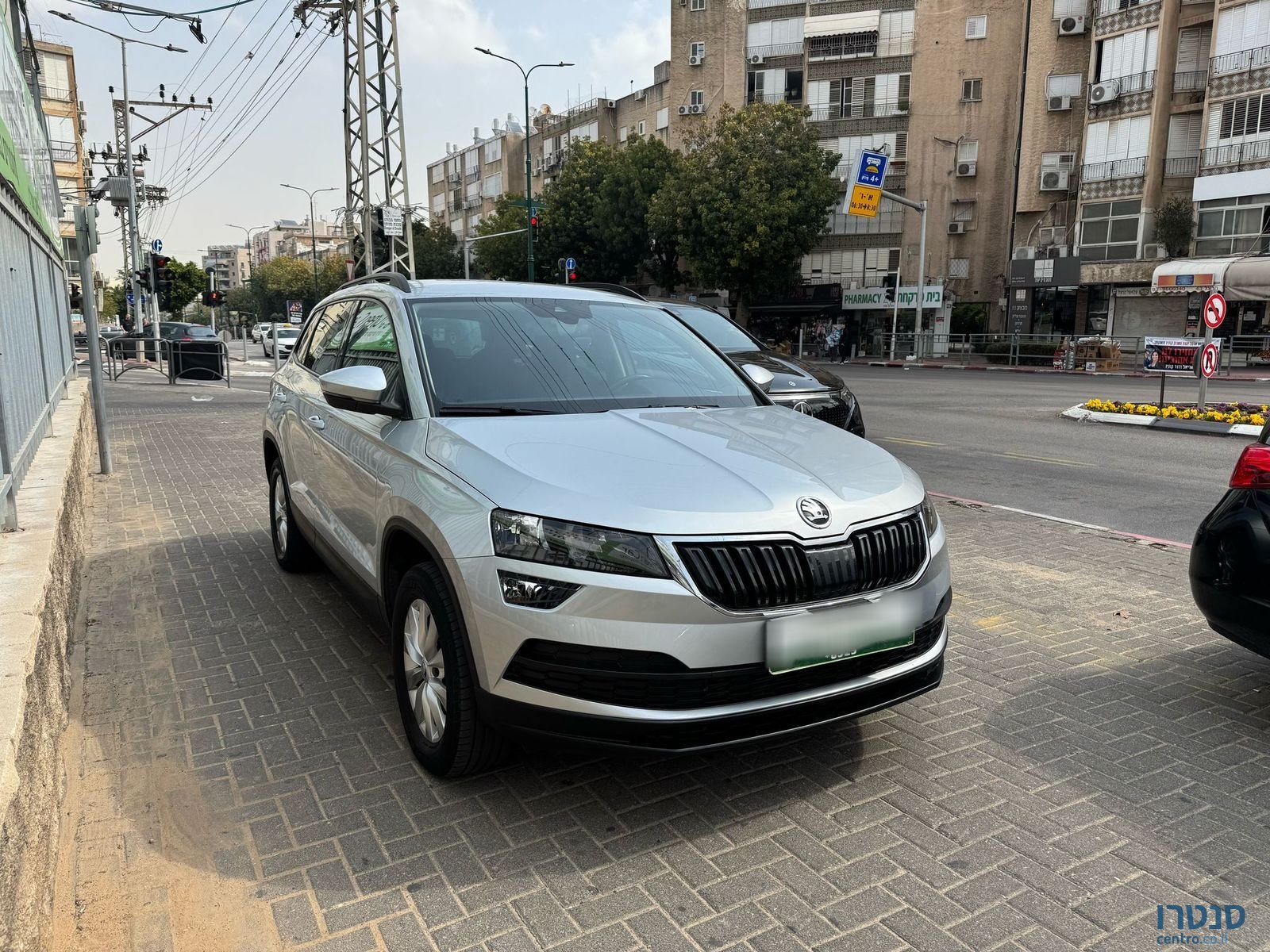 2021' Skoda Karoq photo #6