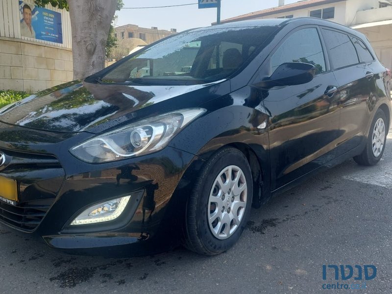 2013' Hyundai i30 יונדאי photo #2