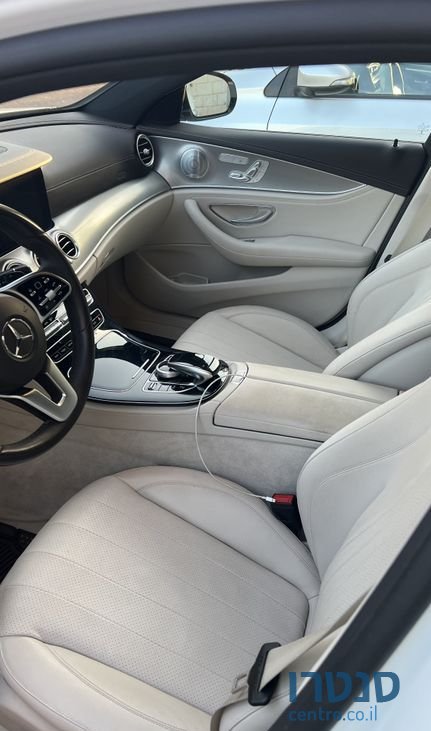 2020' Mercedes-Benz E-Class מרצדס photo #5