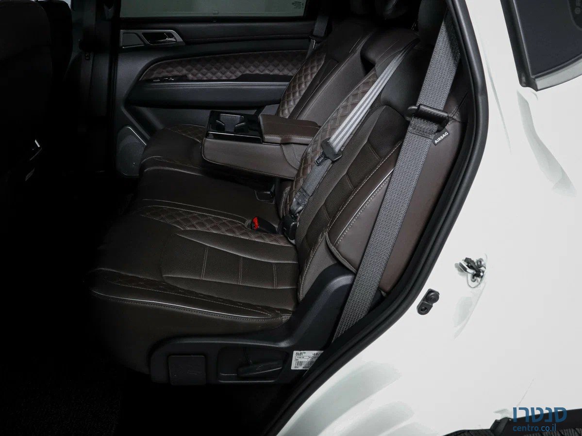 2022' SsangYong Rexton photo #6