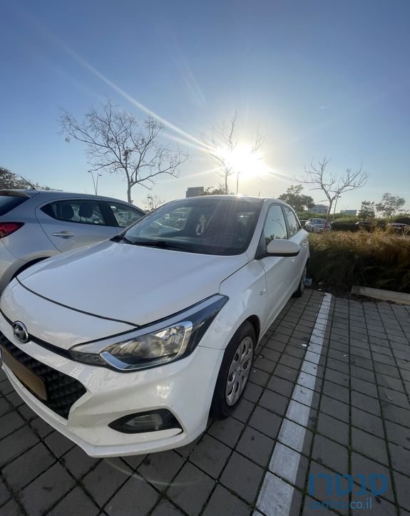 2020' Hyundai i20 יונדאי photo #3