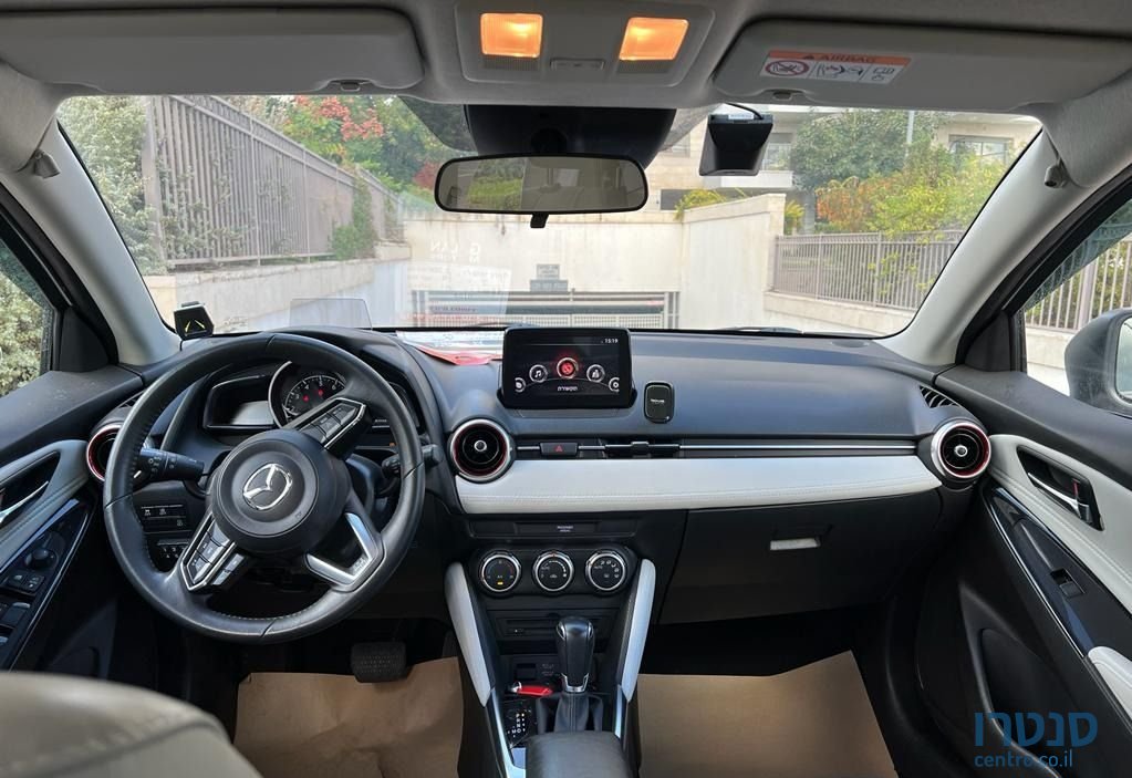2019' Mazda 2 מאזדה photo #4