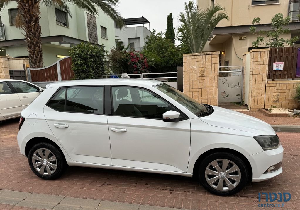2018' Skoda Fabia סקודה פאביה photo #2