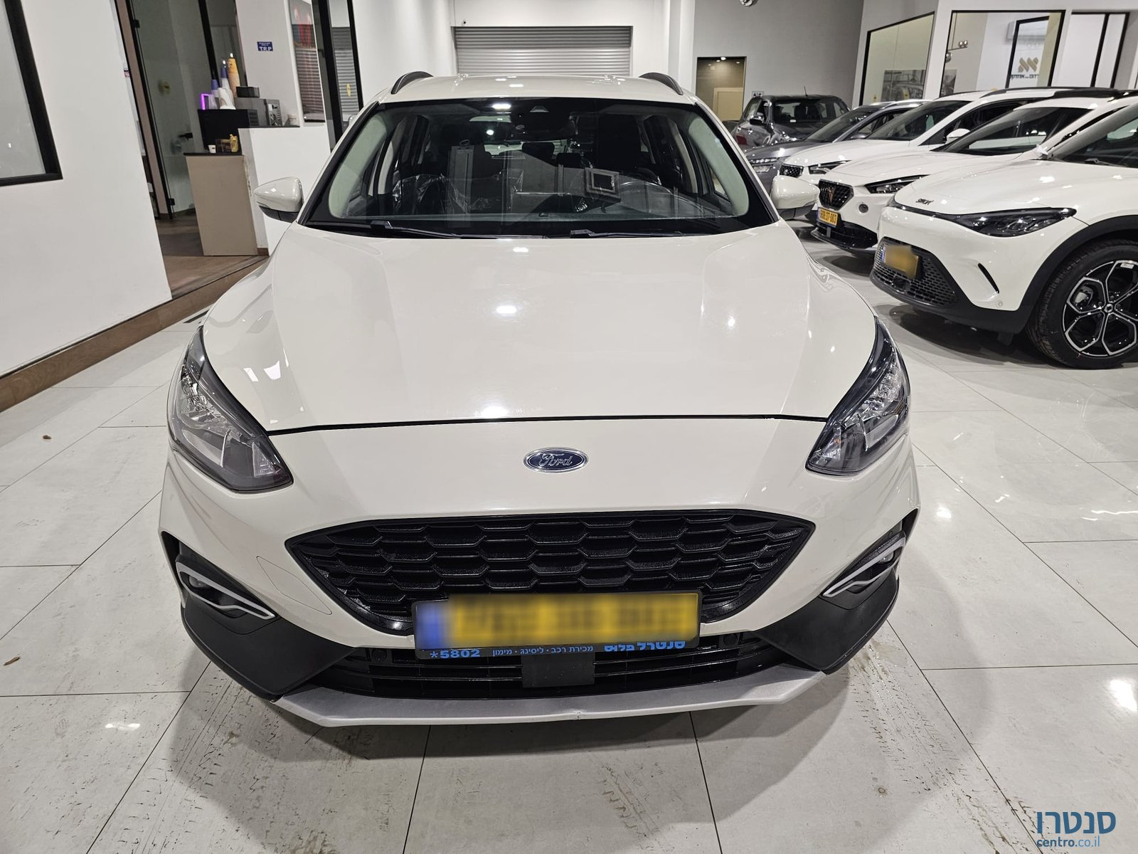 2022' Ford Focus סטיישן photo #3
