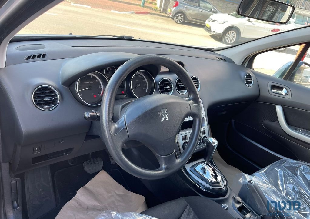 2011' Peugeot 308 פיג'ו photo #2