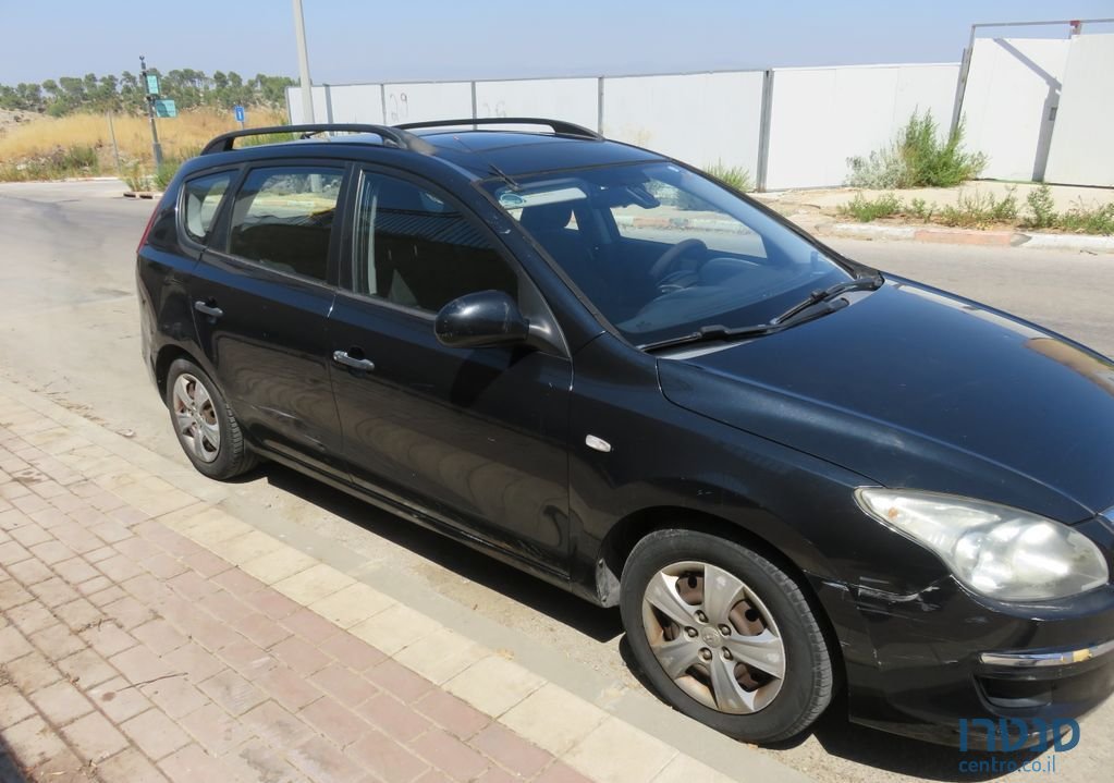 2010' Hyundai I30Cw יונדאי photo #1