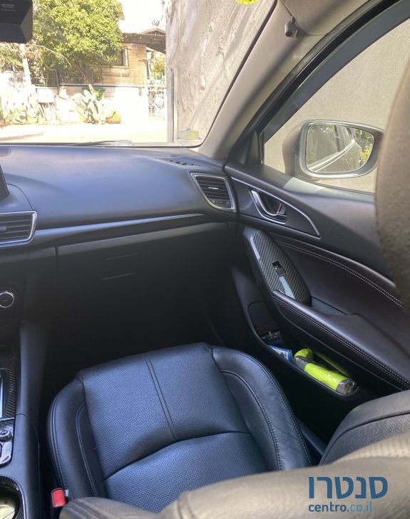 2018' Mazda 3 מאזדה photo #6