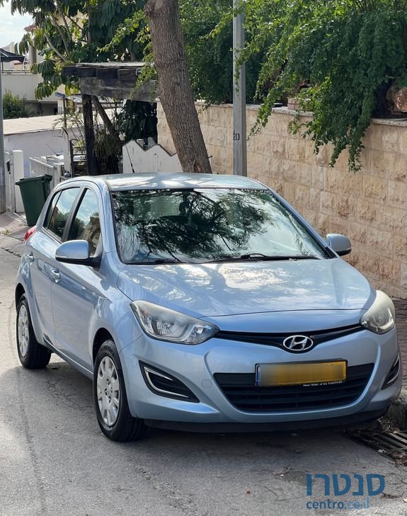 2013' Hyundai i20 יונדאי photo #4
