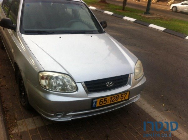 2005' Hyundai Accent photo #1