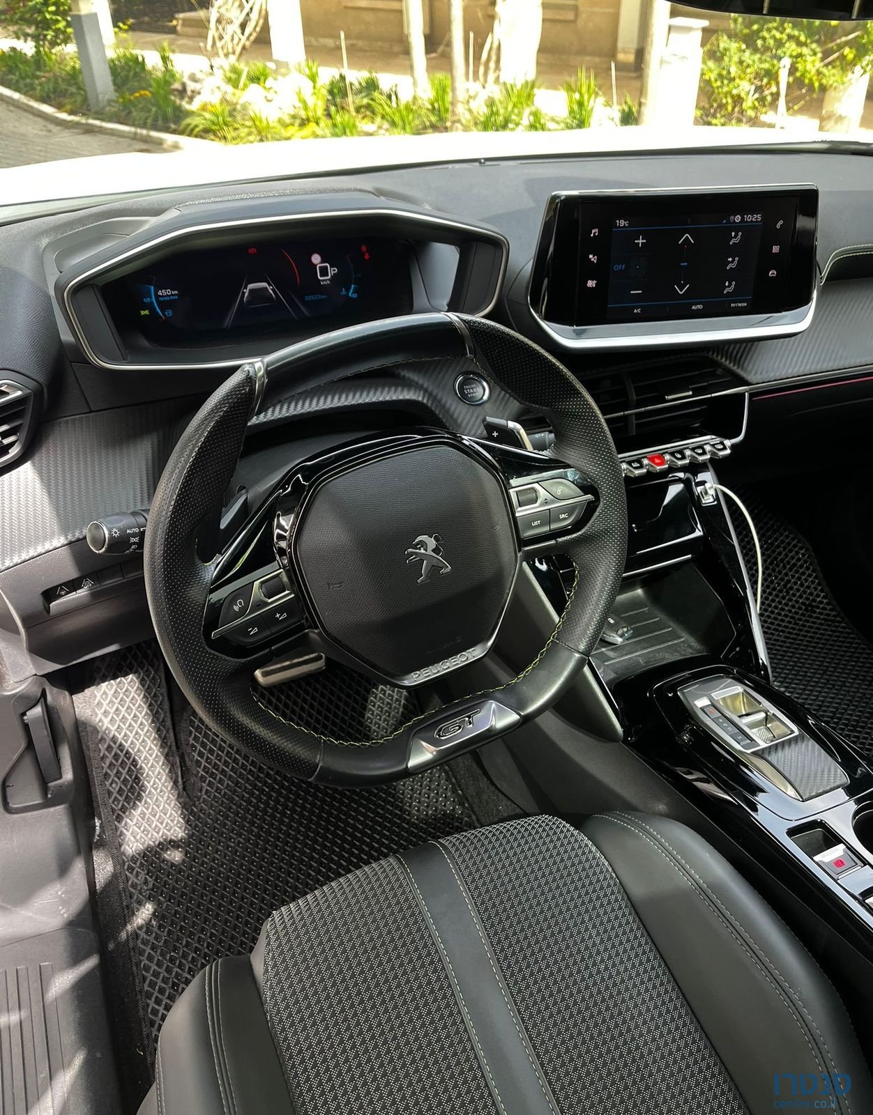 2023' Peugeot 2008 פיג'ו photo #6