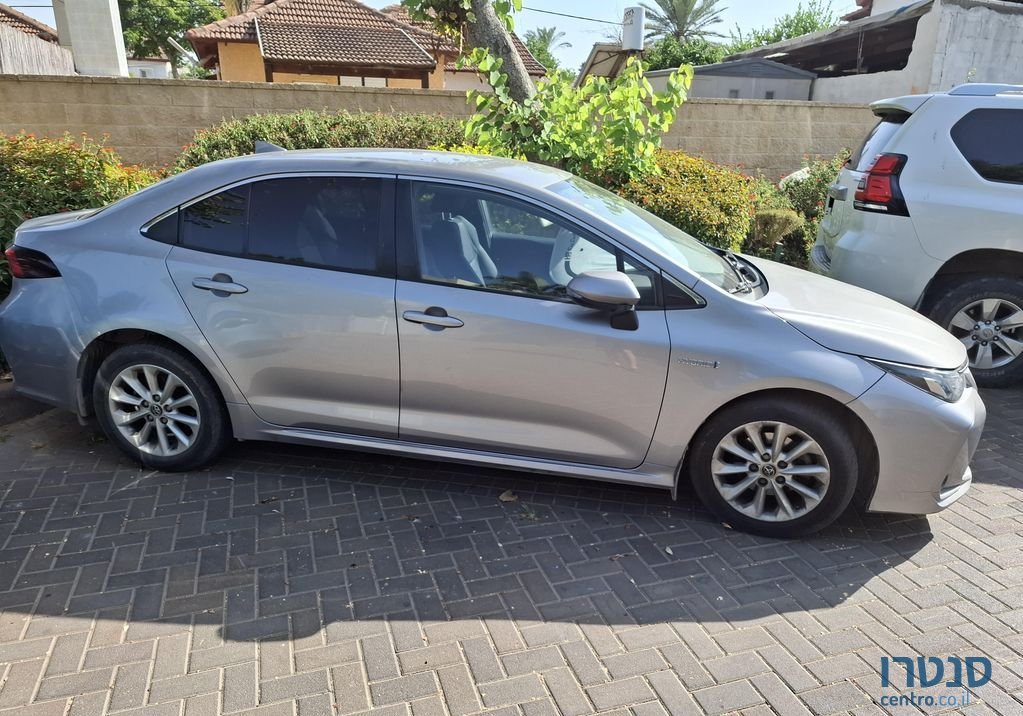 2019' Toyota Corolla טויוטה קורולה photo #1