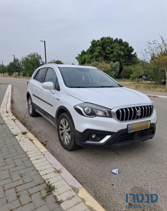 2022' Suzuki SX4 סוזוקי קרוסאובר photo #2