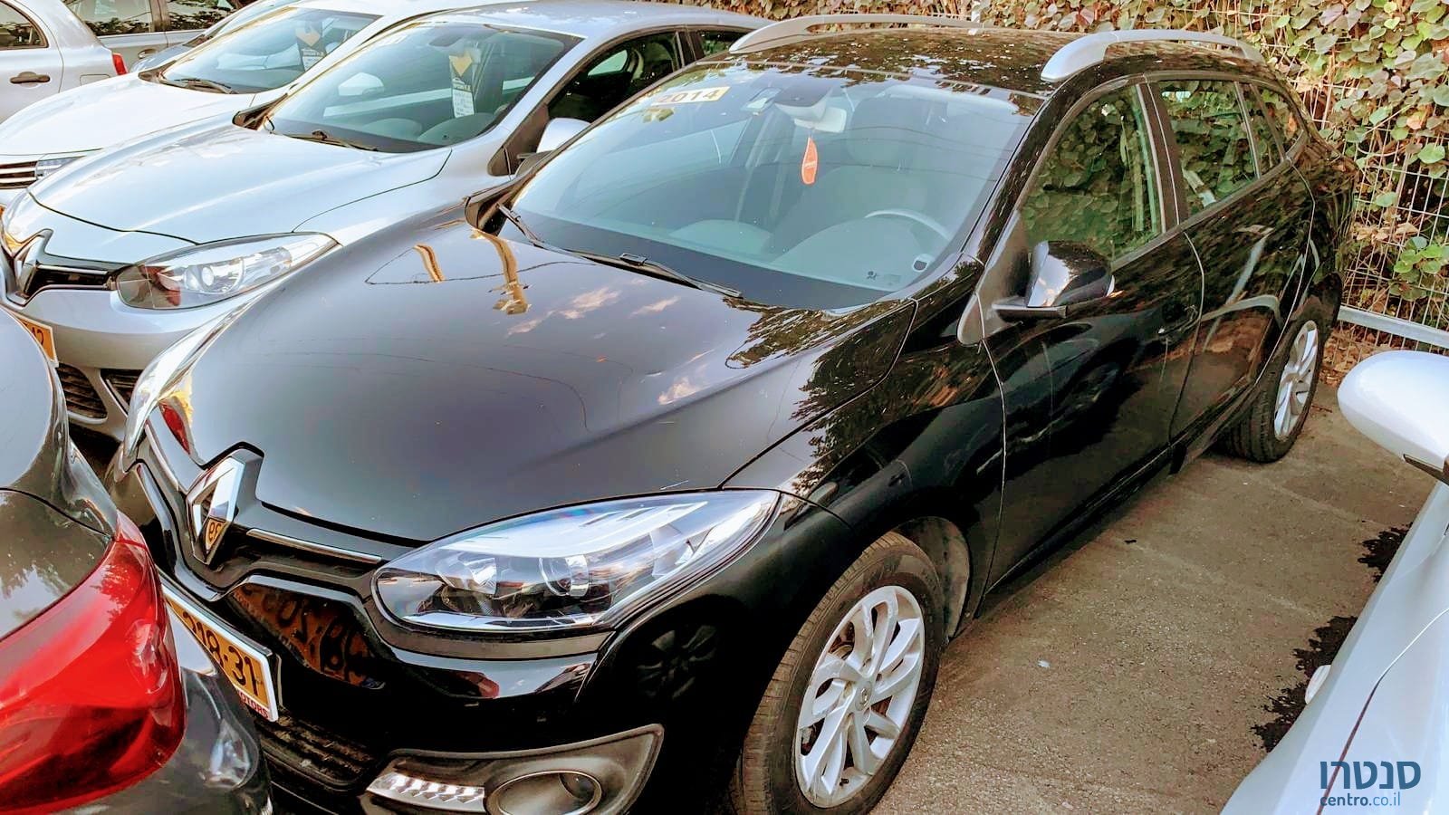 2014' Renault Megane photo #1