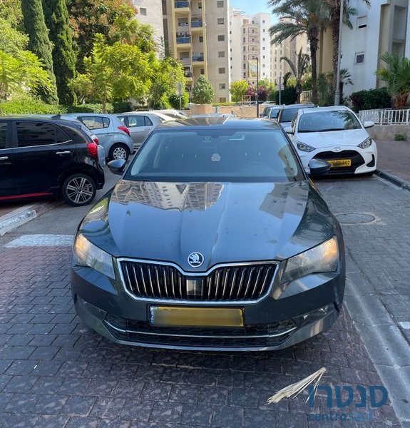 2018' Skoda Superb סקודה סופרב photo #1