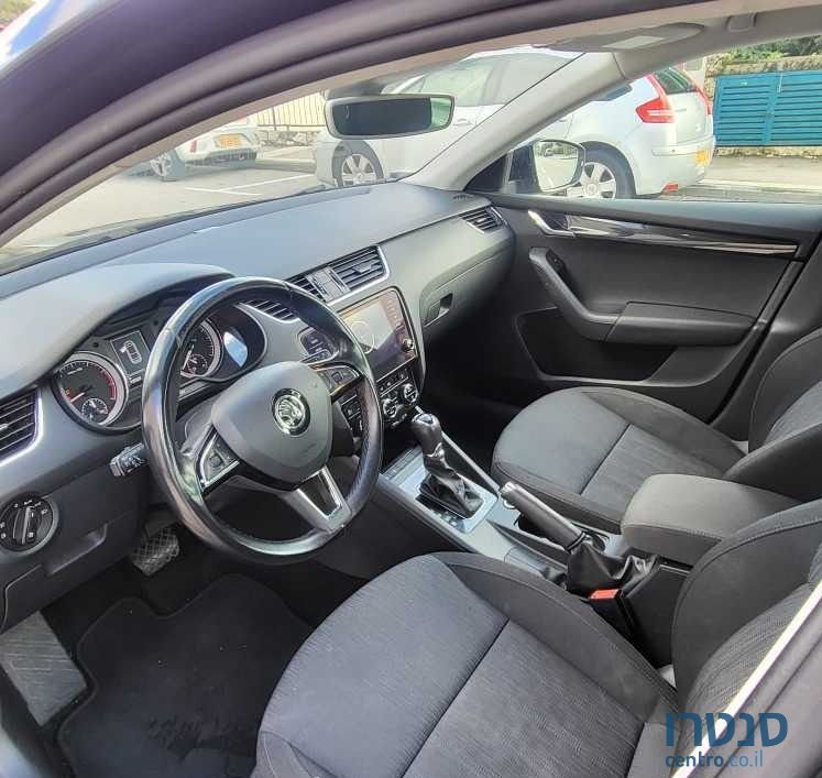 2017' Skoda Octavia סקודה אוקטביה photo #6