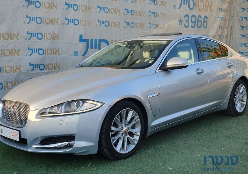 2015' Jaguar XF יגואר photo #5