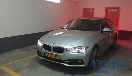 2017' BMW 330E ב.מ.וו photo #2